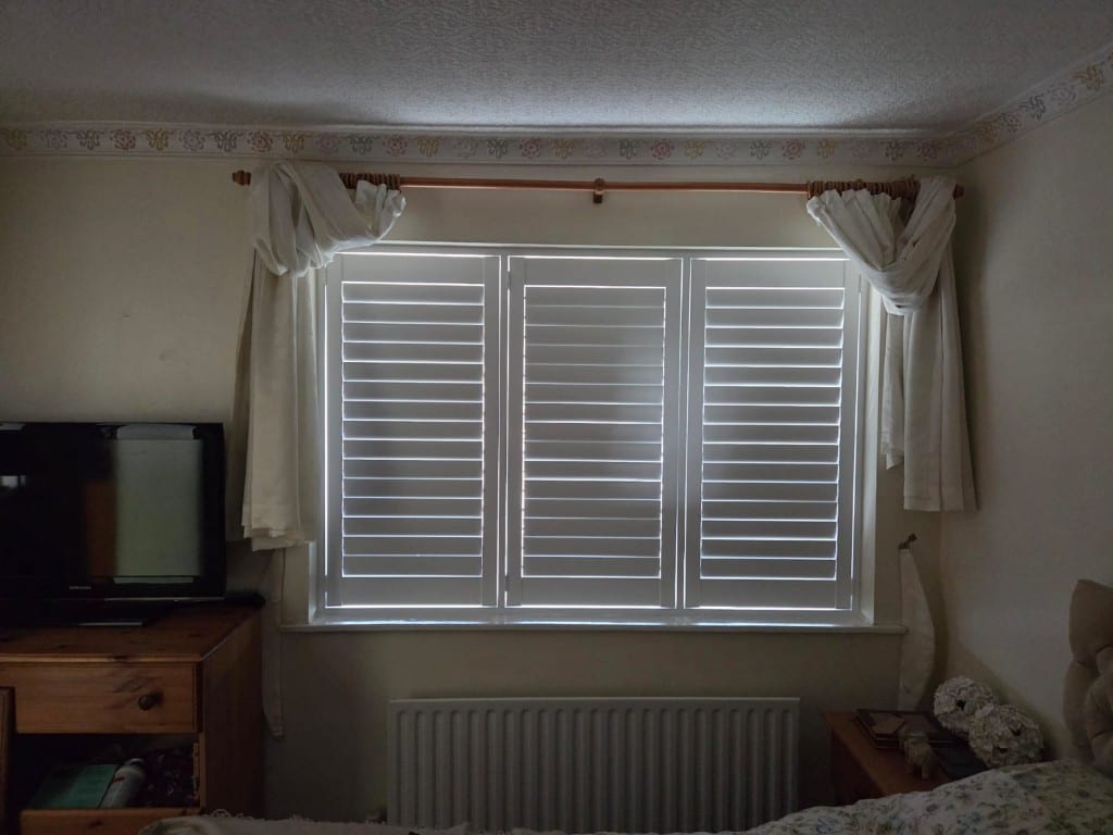 Full Height Pure White Engineered Wood Shutters with 76mm Louvres - Bedroom Window